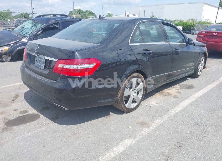 Photo 4 of 2011 Mercedes-benz E 350 (VIN WDDHF5GB0BA307452)