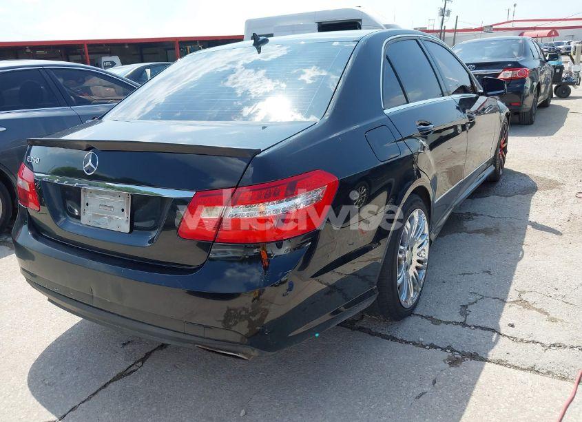 Photo 4 of 2010 Mercedes-benz E 350 (VIN WDDHF5GB1AA165059)