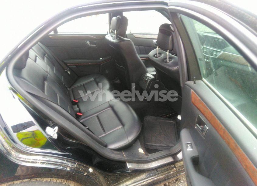 Photo 8 of 2011 Mercedes-benz E 350 (VIN WDDHF5GB1BA499805)