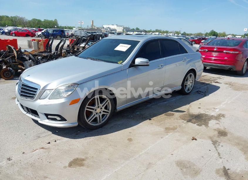 Photo 2 of 2010 Mercedes-benz E 350 (VIN WDDHF5GB3AA056229)