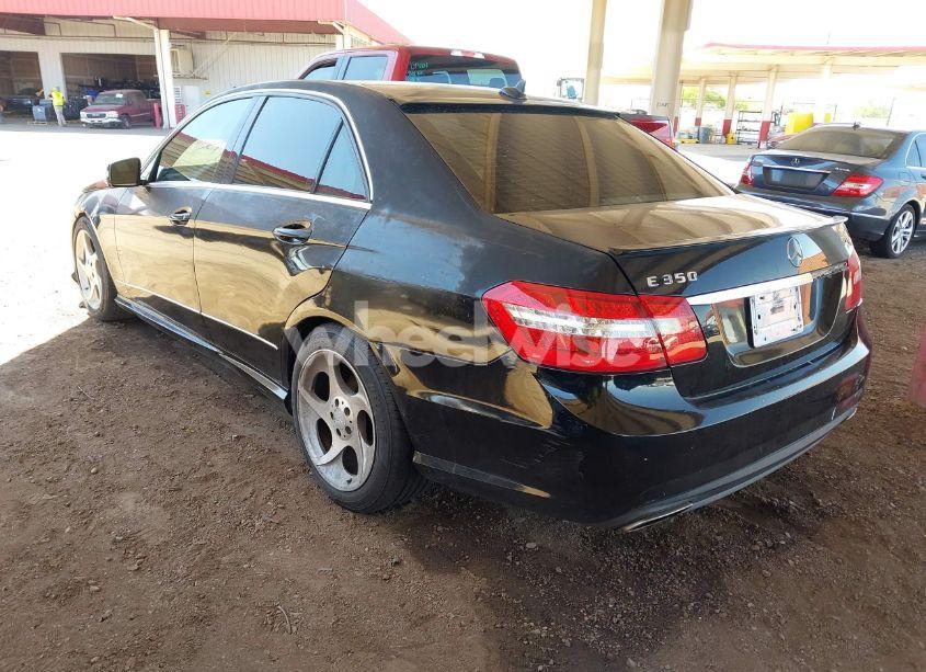 Photo 3 of 2011 Mercedes-benz E 350 (VIN WDDHF5GB5BA323646)