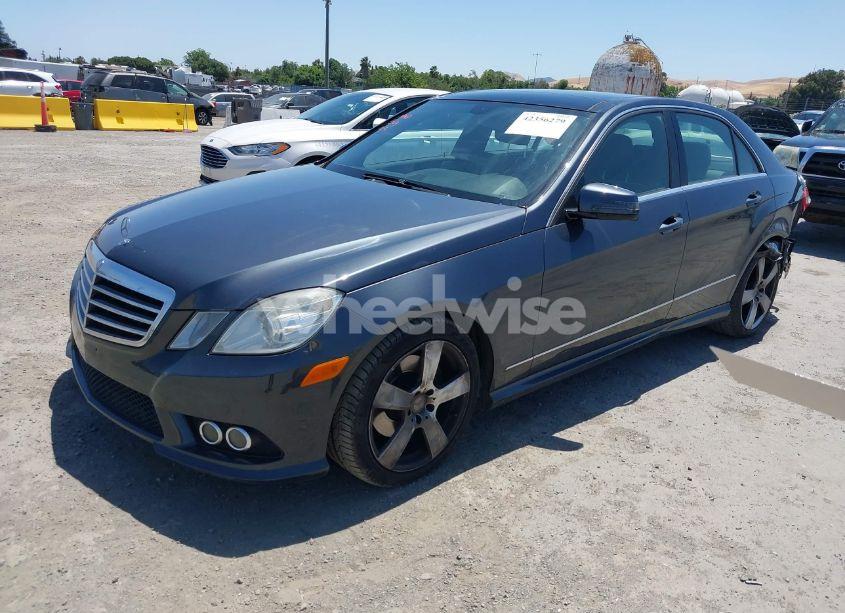 Photo 2 of 2010 Mercedes-benz E 350 (VIN WDDHF5GB6AA027842)