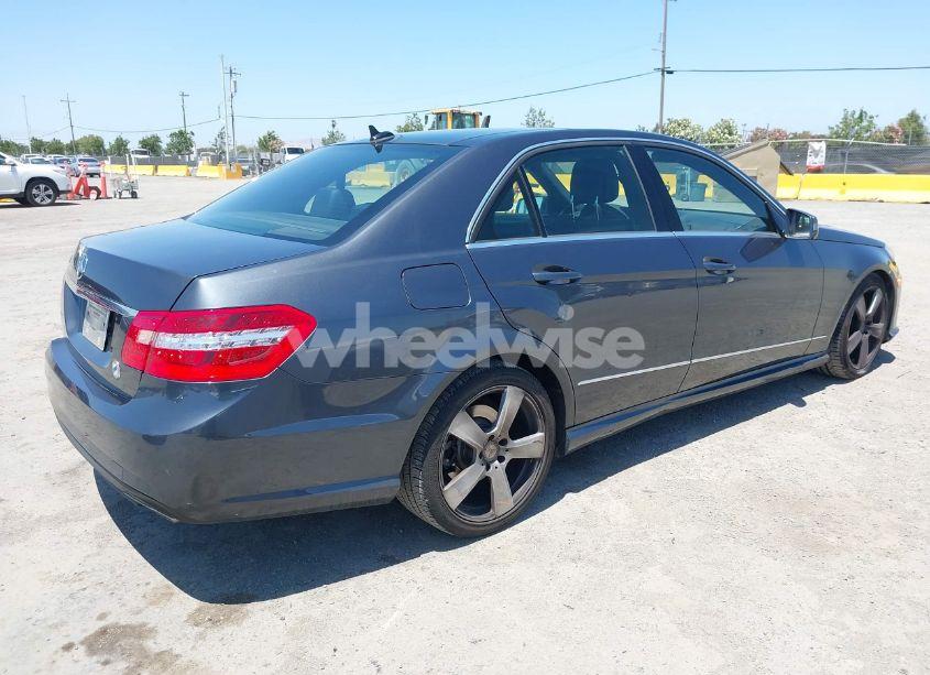 Photo 4 of 2010 Mercedes-benz E 350 (VIN WDDHF5GB6AA027842)