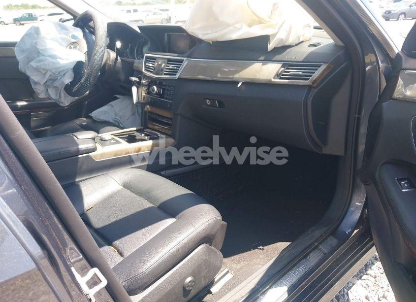 Photo 5 of 2011 Mercedes-benz E 350 (VIN WDDHF5GB6BA447991)
