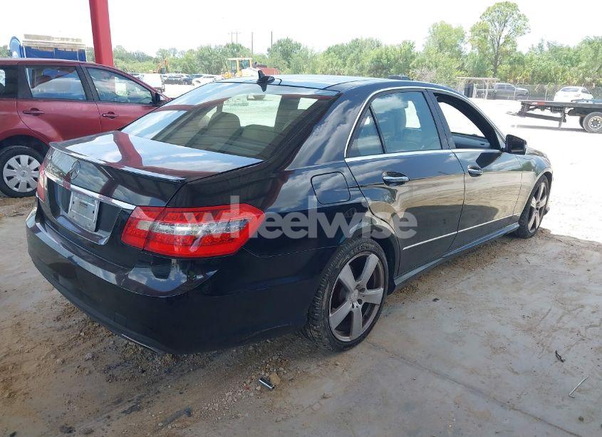 Photo 4 of 2011 Mercedes-benz E 350 (VIN WDDHF5GB7BA354171)