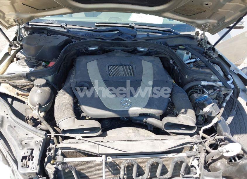 Photo 10 of 2010 Mercedes-benz E 350 (VIN WDDHF5GB9AA048636)