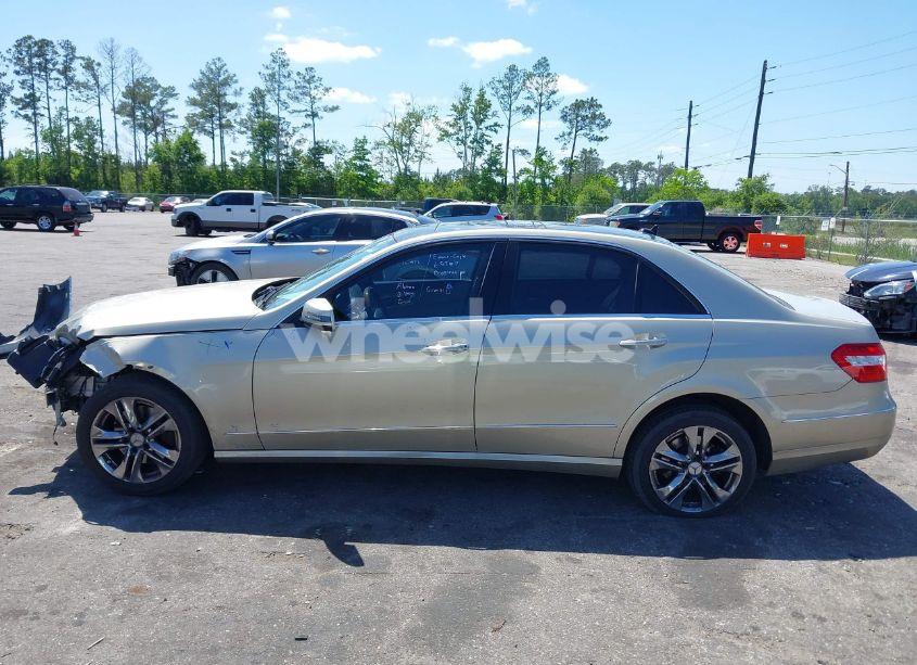 Photo 14 of 2010 Mercedes-benz E 350 (VIN WDDHF5GB9AA048636)