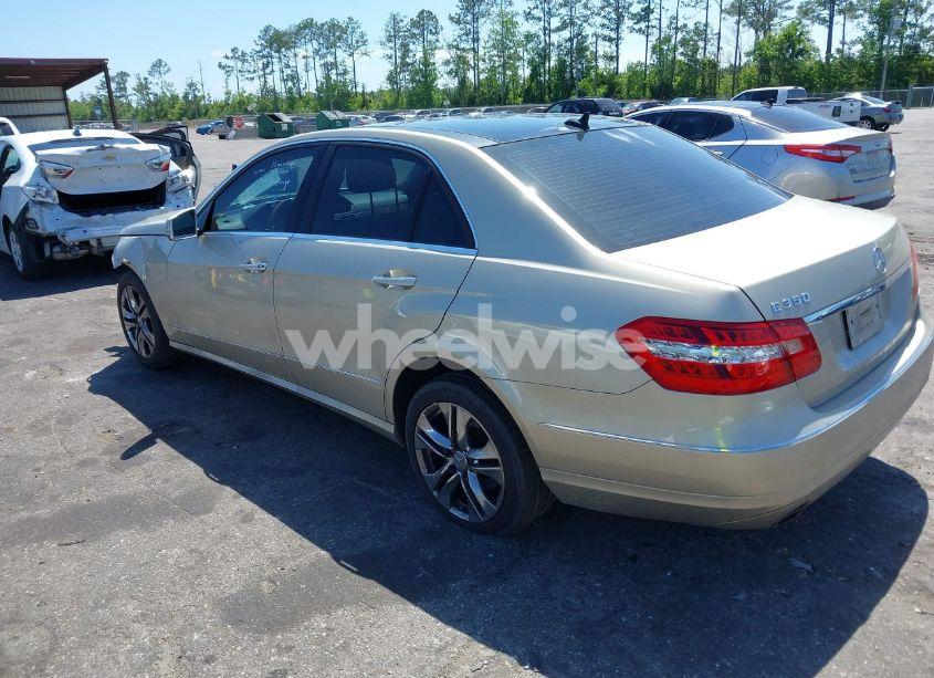 Photo 3 of 2010 Mercedes-benz E 350 (VIN WDDHF5GB9AA048636)