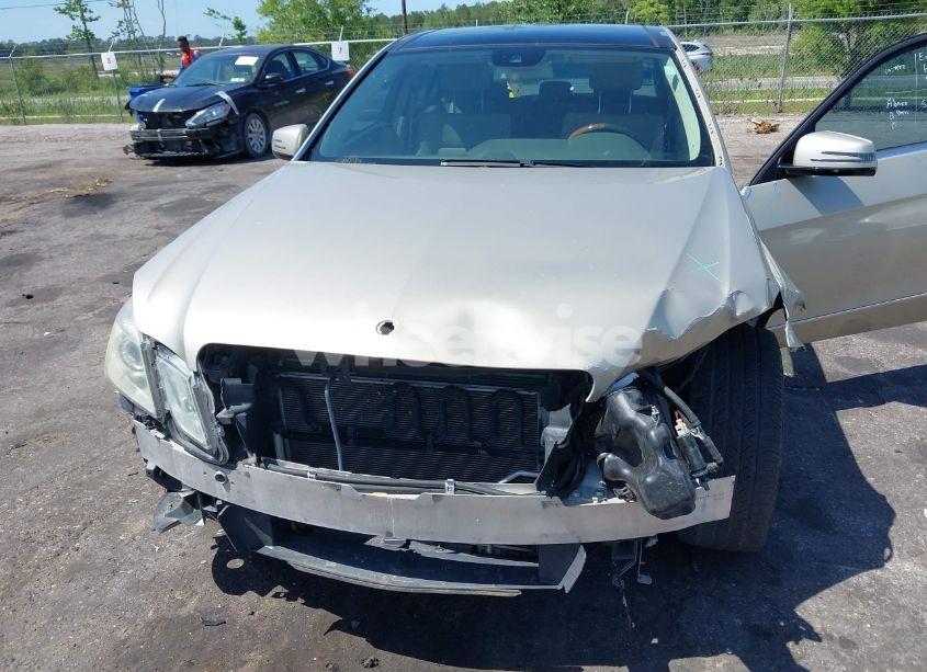 Photo 6 of 2010 Mercedes-benz E 350 (VIN WDDHF5GB9AA048636)