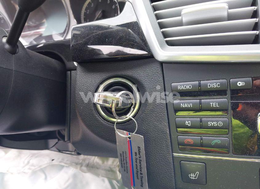 Photo 11 of 2010 Mercedes-benz E 350 (VIN WDDHF5GB9AA135999)