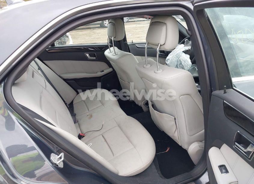 Photo 8 of 2010 Mercedes-benz E 350 (VIN WDDHF5GB9AA135999)