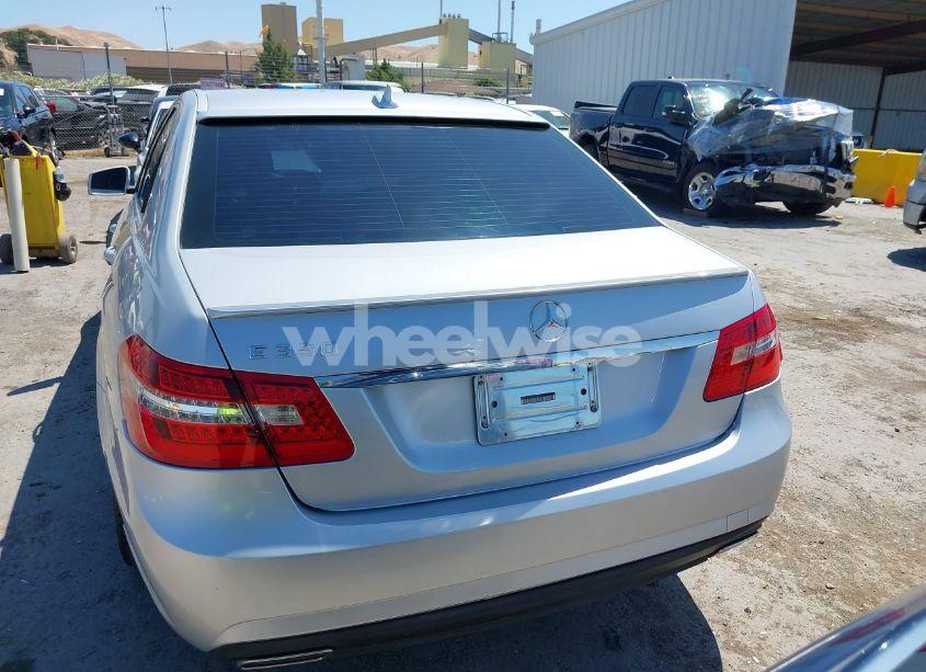 Photo 16 of 2011 Mercedes-benz E 350 (VIN WDDHF5GB9BA286780)