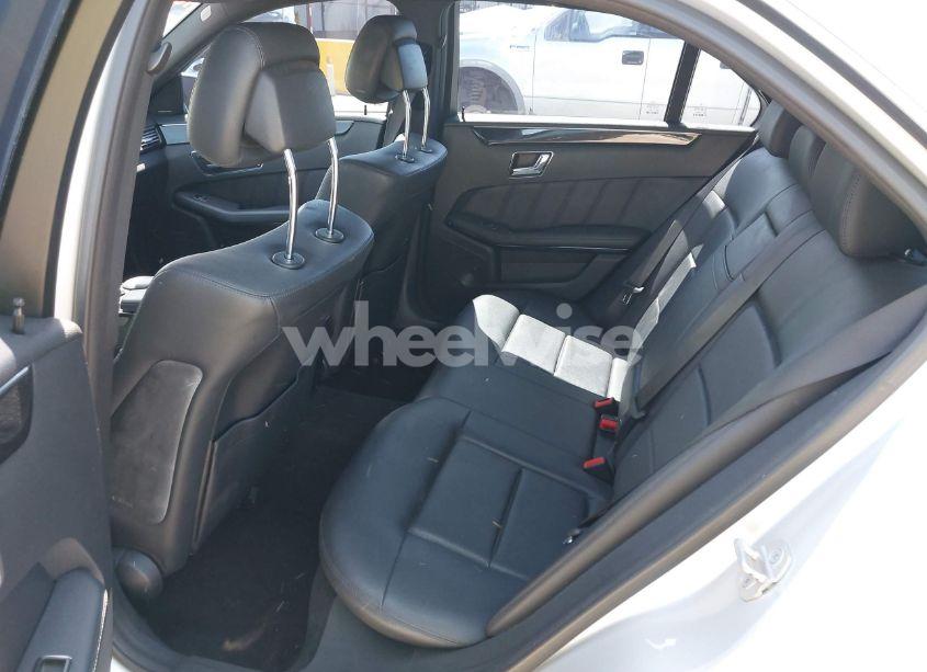 Photo 8 of 2011 Mercedes-benz E 350 (VIN WDDHF5GB9BA286780)