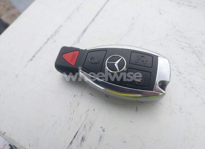 Photo 11 of 2011 Mercedes-benz E 350 (VIN WDDHF5GB9BA316375)