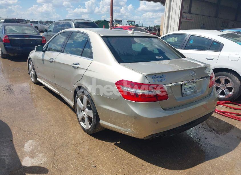 Photo 3 of 2011 Mercedes-benz E 350 (VIN WDDHF5GB9BA316375)