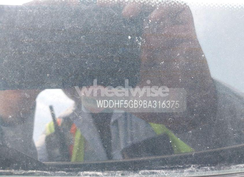 Photo 9 of 2011 Mercedes-benz E 350 (VIN WDDHF5GB9BA316375)