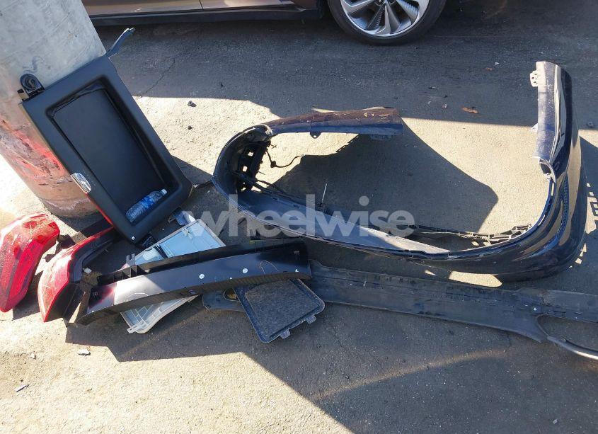 Photo 12 of 2014 Mercedes-benz E 350 (VIN WDDHF5KB0EA814346)