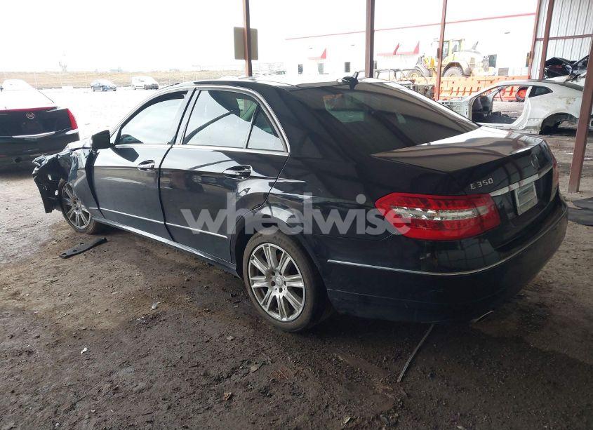 Photo 3 of 2013 Mercedes-benz E 350 (VIN WDDHF5KB1DA742801)