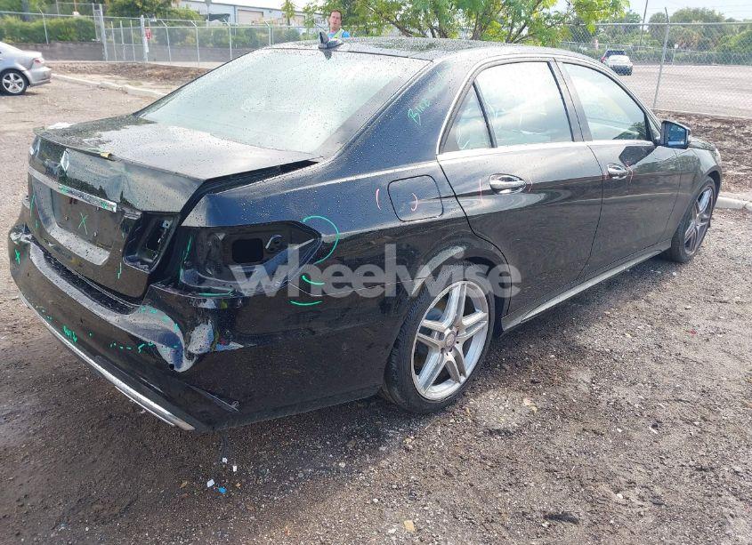 Photo 4 of 2014 Mercedes-benz E 350 (VIN WDDHF5KB1EB062800)