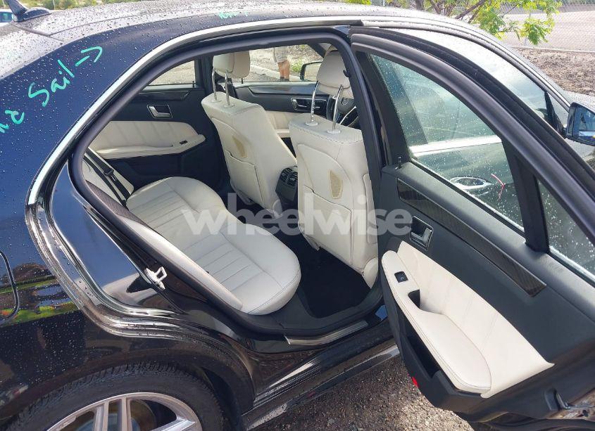 Photo 8 of 2014 Mercedes-benz E 350 (VIN WDDHF5KB1EB062800)