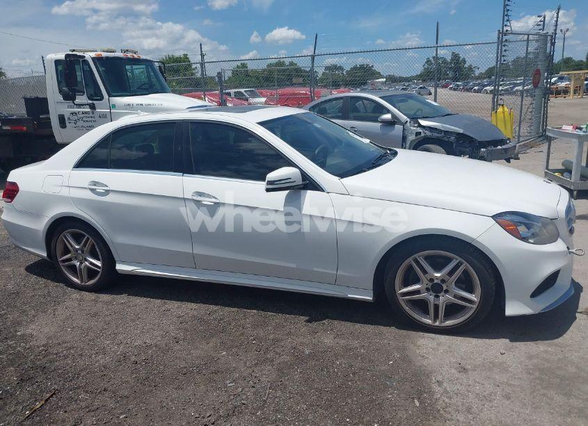 Photo 13 of 2014 Mercedes-benz E 350 (VIN WDDHF5KB2EA901598)