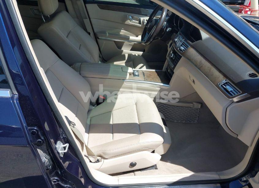 Photo 5 of 2014 Mercedes-benz E 350 E 350 LUXURY (VIN WDDHF5KB2EA997989)