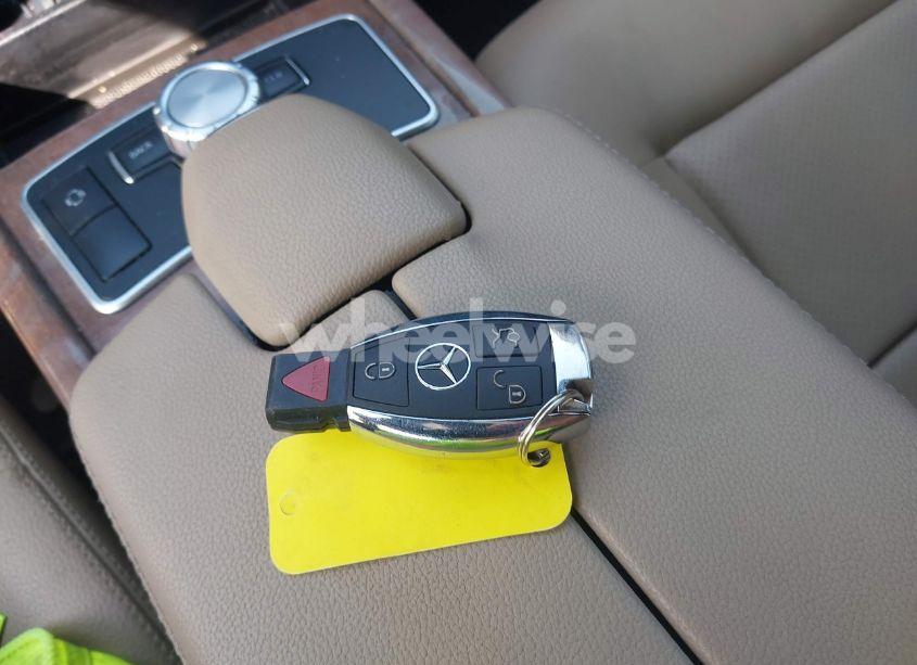 Photo 11 of 2013 Mercedes-benz E 350 (VIN WDDHF5KB3DA664800)