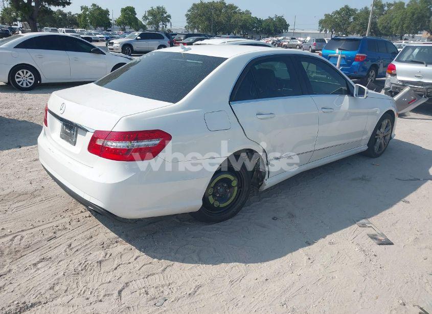 Photo 4 of 2013 Mercedes-benz E 350 (VIN WDDHF5KB3DA664800)
