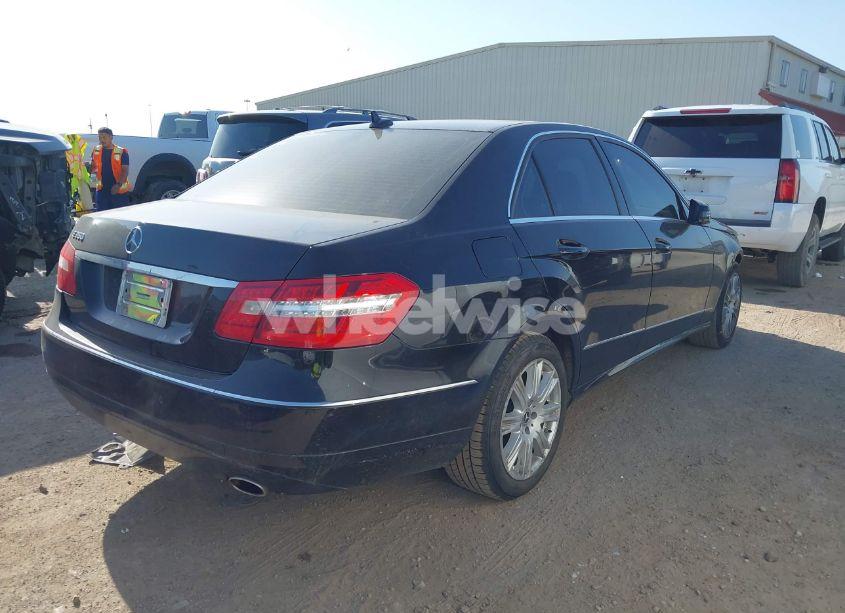 Photo 4 of 2012 Mercedes-benz E 350 (VIN WDDHF5KB4CA523068)