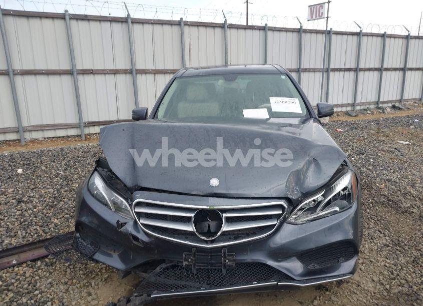 Photo 6 of 2014 Mercedes-benz E 350 (VIN WDDHF5KB7EA779952)