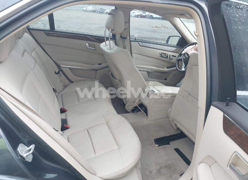 Photo 8 of 2014 Mercedes-benz E 350 (VIN WDDHF5KB7EA779952)