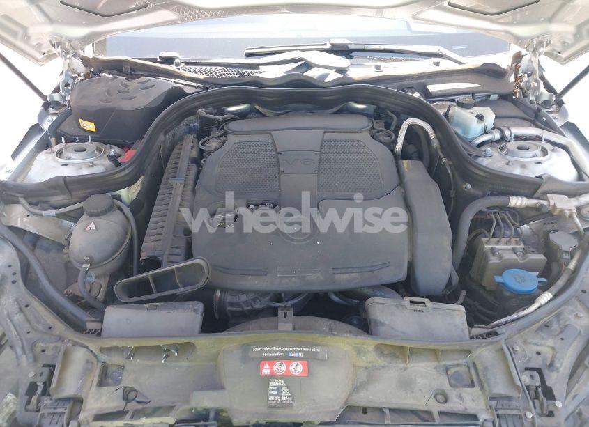 Photo 10 of 2015 Mercedes-benz E 350 (VIN WDDHF5KB9FB096047)