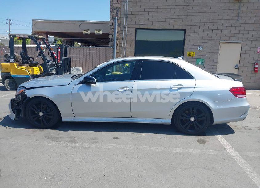 Photo 14 of 2015 Mercedes-benz E 350 (VIN WDDHF5KB9FB096047)