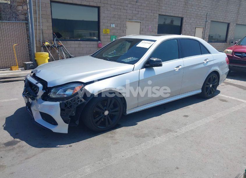 Photo 2 of 2015 Mercedes-benz E 350 (VIN WDDHF5KB9FB096047)