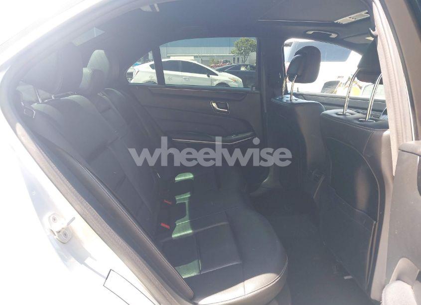 Photo 8 of 2015 Mercedes-benz E 350 (VIN WDDHF5KB9FB096047)