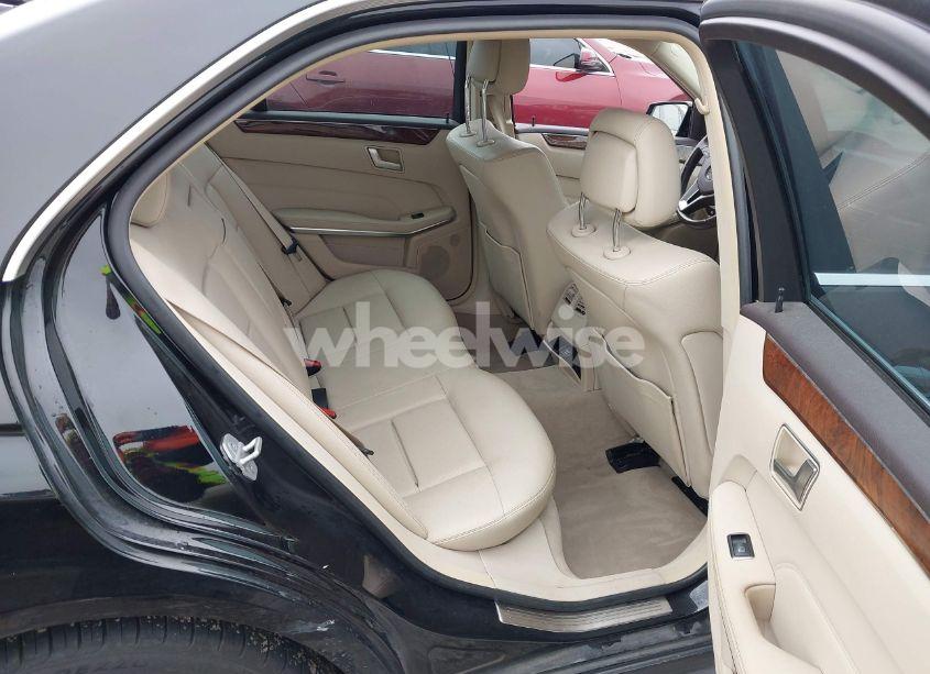 Photo 8 of 2014 Mercedes-benz E 350 (VIN WDDHF5KBXEA974847)