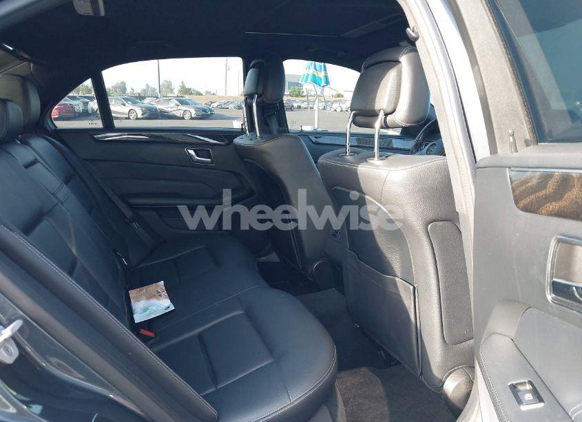 Photo 8 of 2014 Mercedes-benz E 350 (VIN WDDHF5KBXEB072371)
