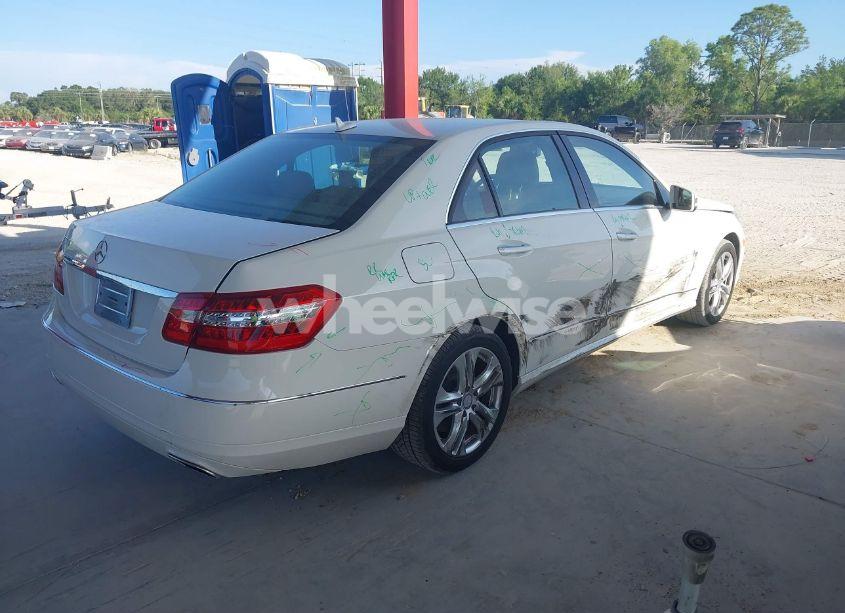 Photo 4 of 2010 Mercedes-benz E 550 (VIN WDDHF7CB2AA132816)
