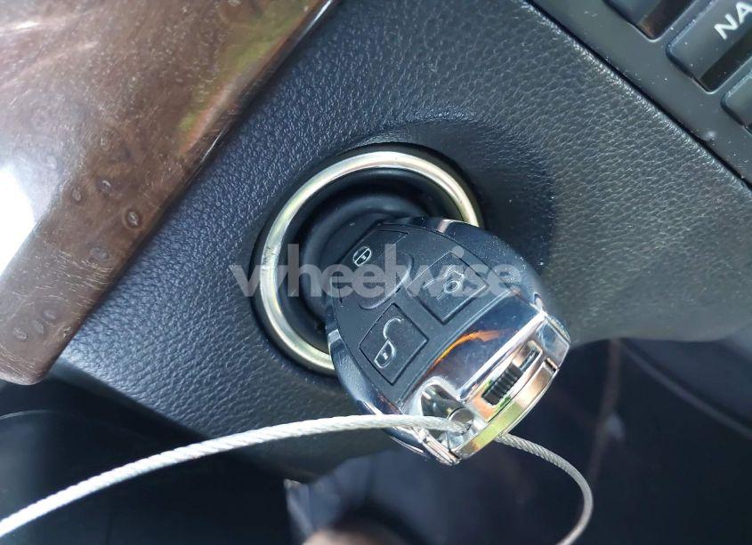 Photo 11 of 2011 Mercedes-benz E 550 (VIN WDDHF7CB2BA470136)