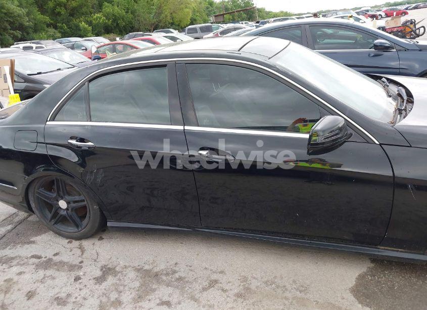 Photo 13 of 2011 Mercedes-benz E 550 (VIN WDDHF7CB2BA470136)