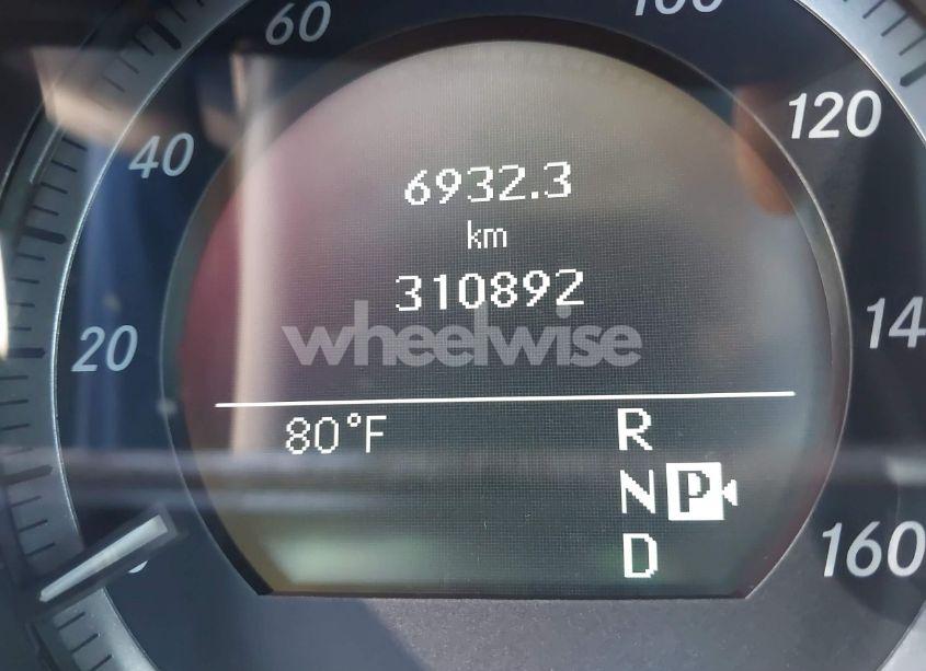 Photo 15 of 2011 Mercedes-benz E 550 (VIN WDDHF7CB2BA470136)