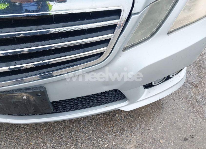 Photo 6 of 2010 Mercedes-benz E 550 (VIN WDDHF7CB9AA018134)