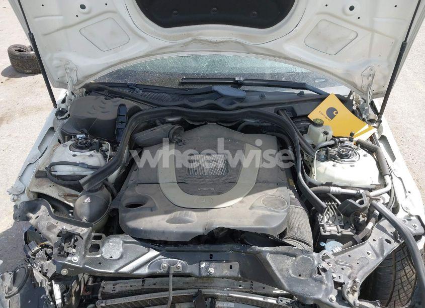 Photo 10 of 2010 Mercedes-benz E 550 (VIN WDDHF7CBXAA104956)