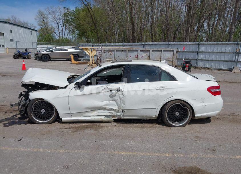 Photo 14 of 2010 Mercedes-benz E 550 (VIN WDDHF7CBXAA104956)