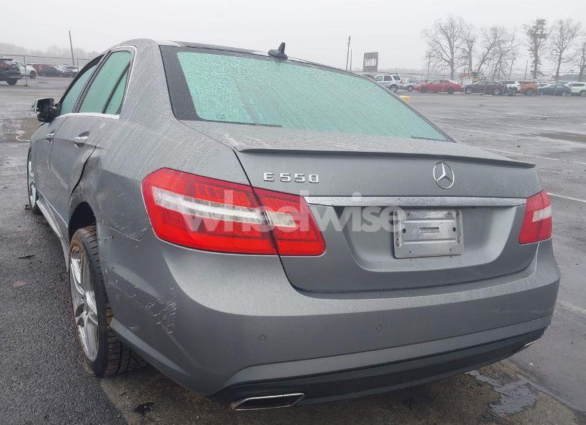 Photo 3 of 2011 Mercedes-benz E 550 (VIN WDDHF7CBXBA286238)