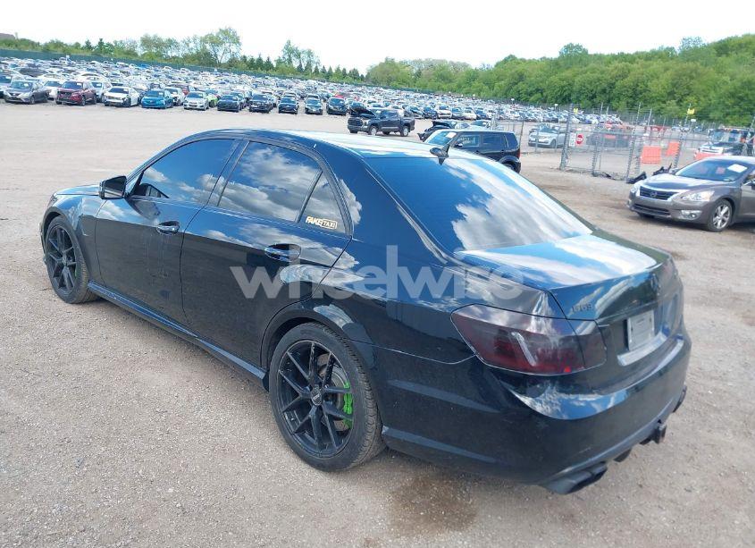 Photo 3 of 2010 Mercedes-benz E 63 AMG (VIN WDDHF7HB1AA149079)