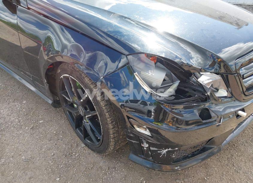 Photo 6 of 2010 Mercedes-benz E 63 AMG (VIN WDDHF7HB1AA149079)