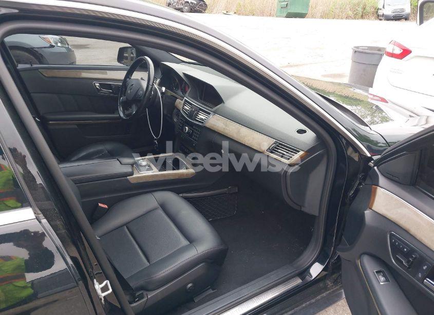 Photo 5 of 2011 Mercedes-benz E 350 4MATIC (VIN WDDHF8HB1BA427051)