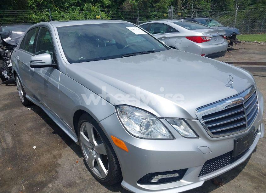 2011 Mercedes-benz E 350 4MATIC (VIN WDDHF8HB3BA496176) main photo