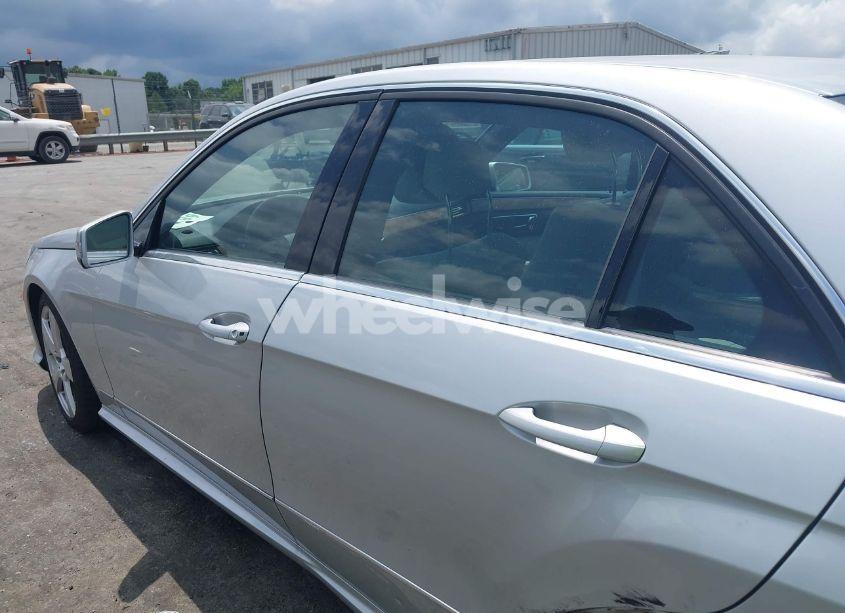 Photo 14 of 2011 Mercedes-benz E 350 4MATIC (VIN WDDHF8HB3BA496176)